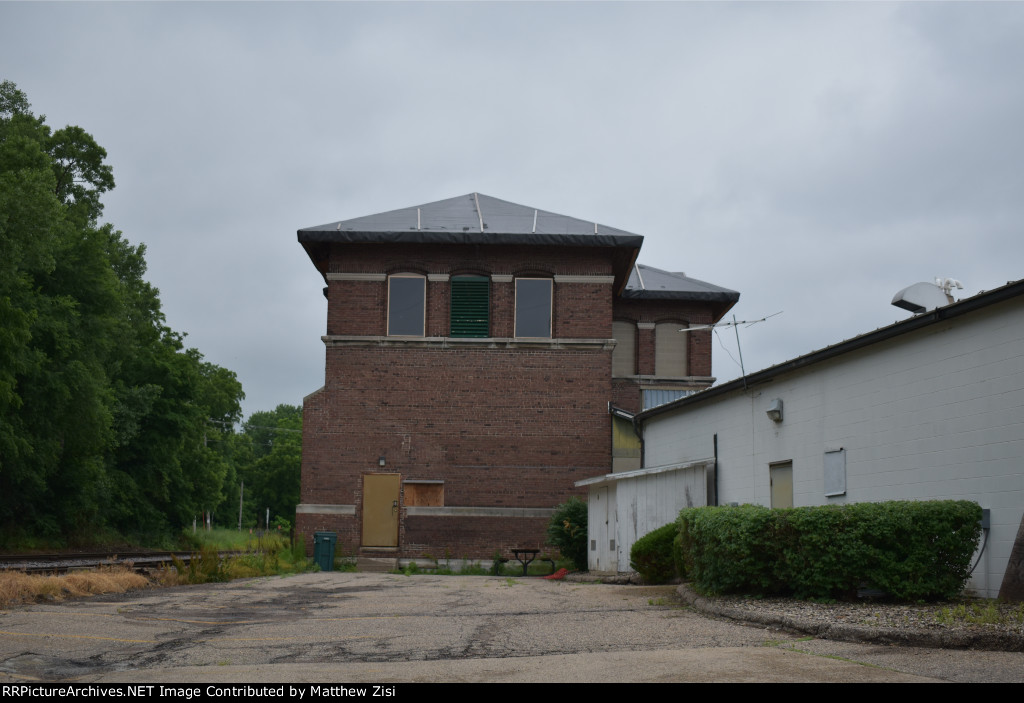 Baraboo C&NW Depot